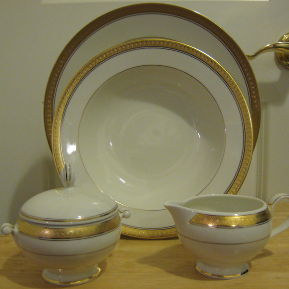 Mikasa Other - NEW MIKASA PALATIAL GOLD 5 Pc Serve Serving Set